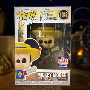Funko Pop! - Mickey Mouse (The Three Musketeers) #1042 / 2021 Summer Convention